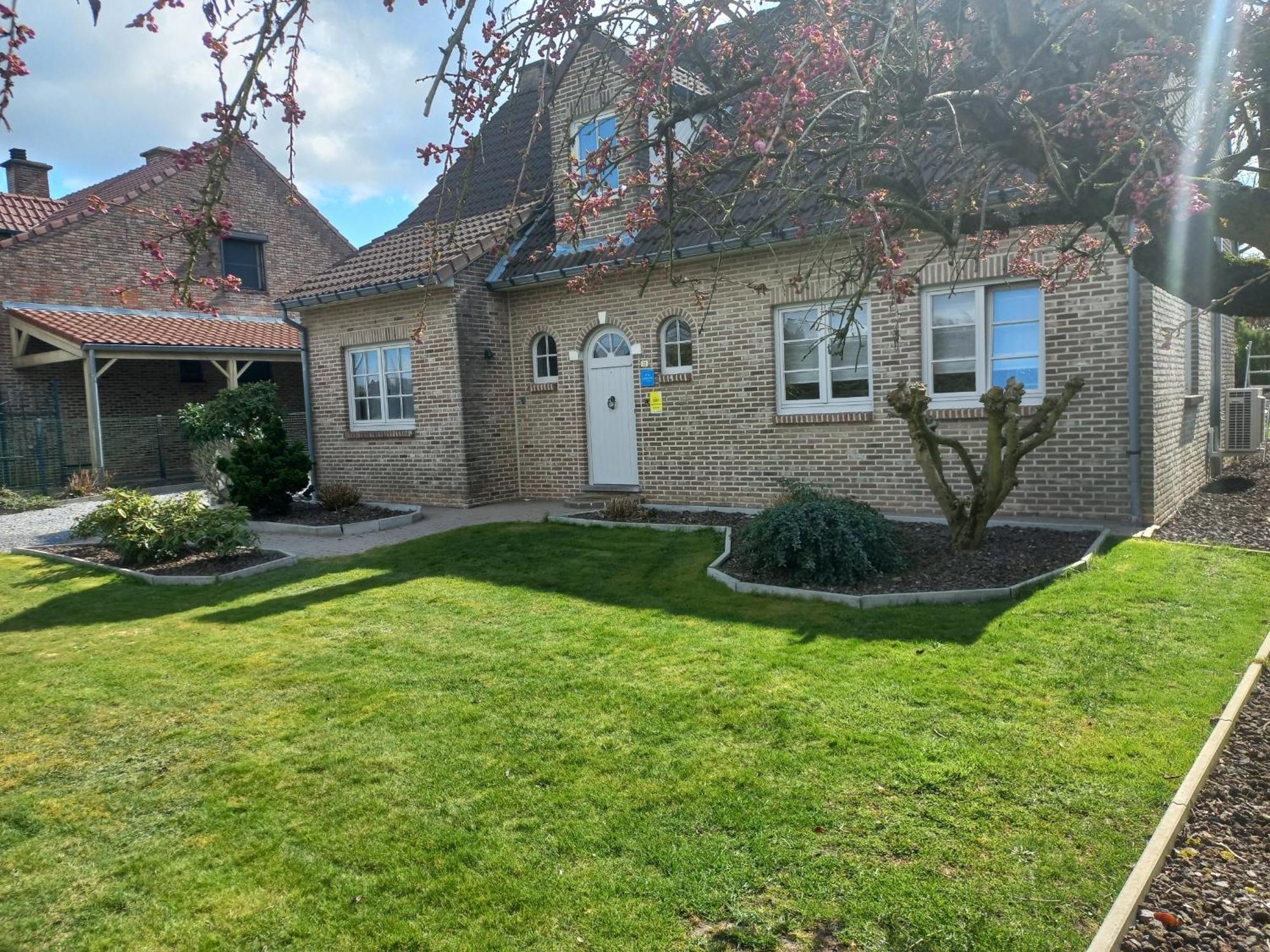 Vakantiewoning Steger Einde Opglabbeek المظهر الخارجي الصورة